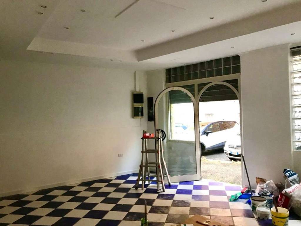 negozio in vendita a Roma in zona Trieste