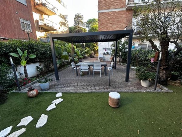 appartamento in vendita a Roma in zona Aurelio