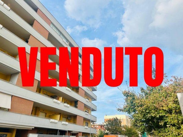 appartamento in vendita a Roma in zona Romanina