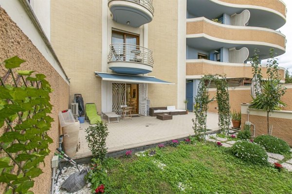 appartamento in vendita a Roma in zona Monte Sacro/Talenti