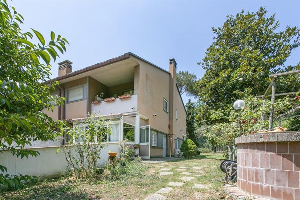 casa indipendente in vendita a Roma in zona Monte Sacro/Talenti