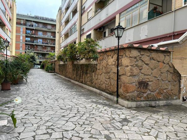 appartamento in vendita a Roma in zona Ostia