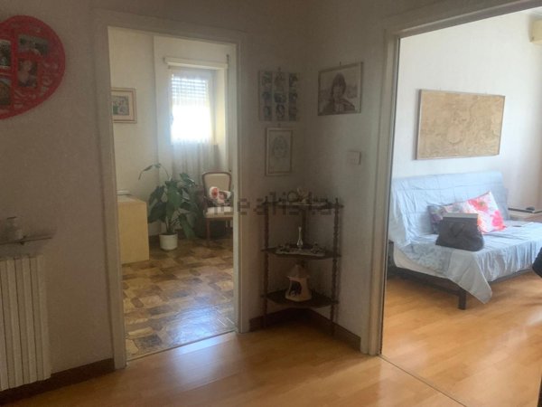 appartamento in vendita a Roma in zona Ardeatino