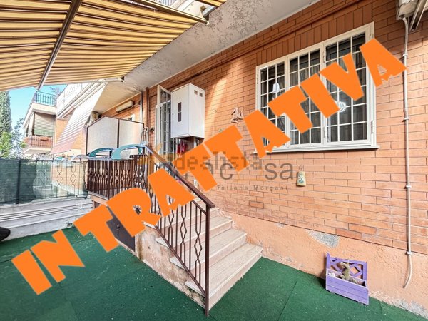 appartamento in vendita a Roma in zona Torre Angela