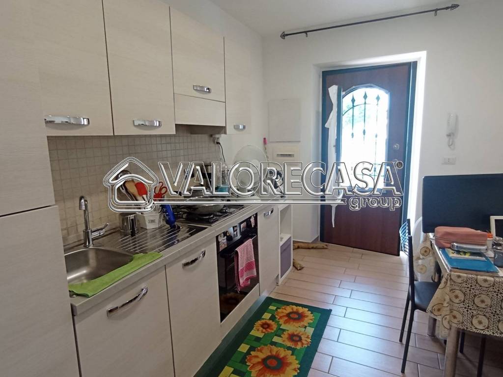 appartamento in vendita a Roma in zona Finocchio