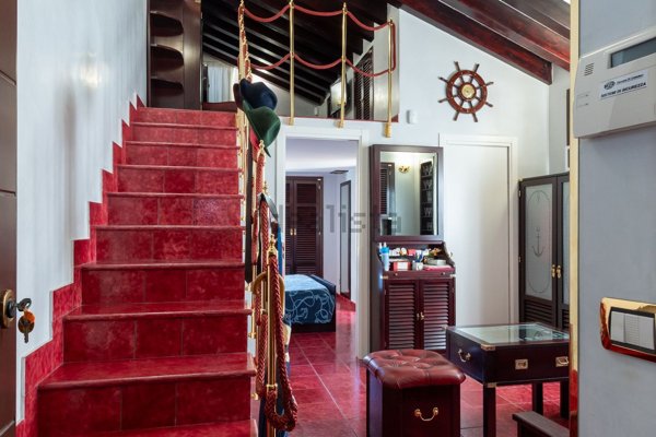 appartamento in vendita a Roma in zona Campo Marzio