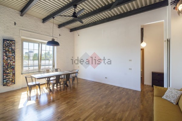 appartamento in vendita a Roma in zona Ostiense