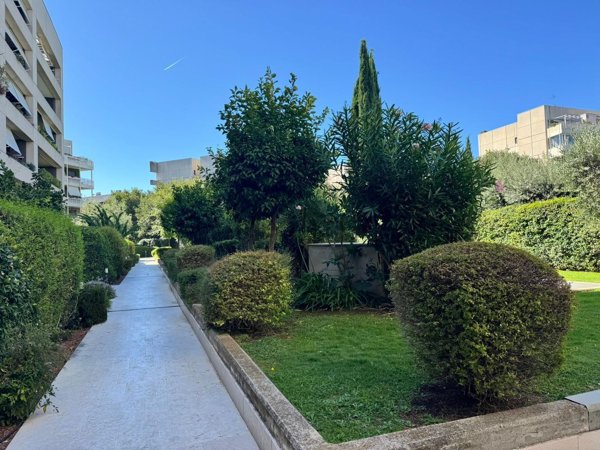 appartamento in vendita a Roma in zona Della Vittoria