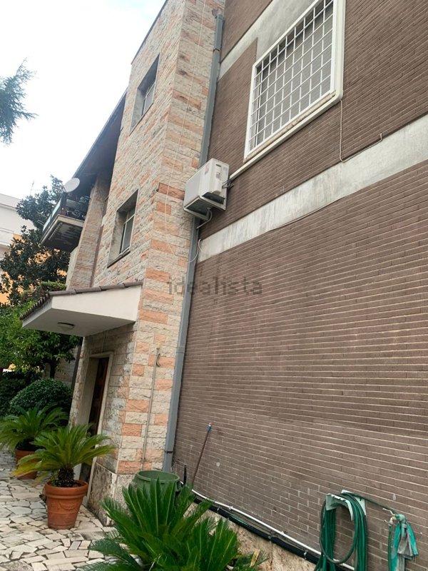 appartamento in vendita a Roma in zona Montespaccato