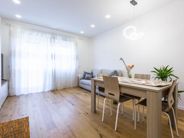 appartamento in vendita a Roma in zona Tomba di Nerone