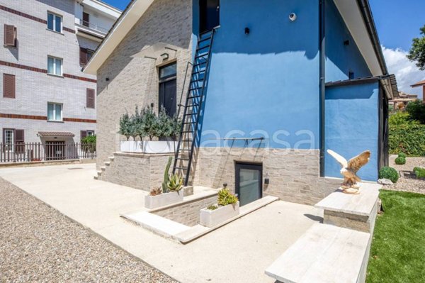 casa indipendente in vendita a Roma in zona La Pisana