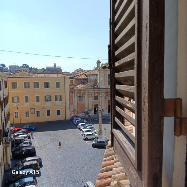 appartamento in vendita a Roma in zona Trastevere