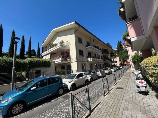 appartamento in vendita a Roma in zona Tor di Quinto