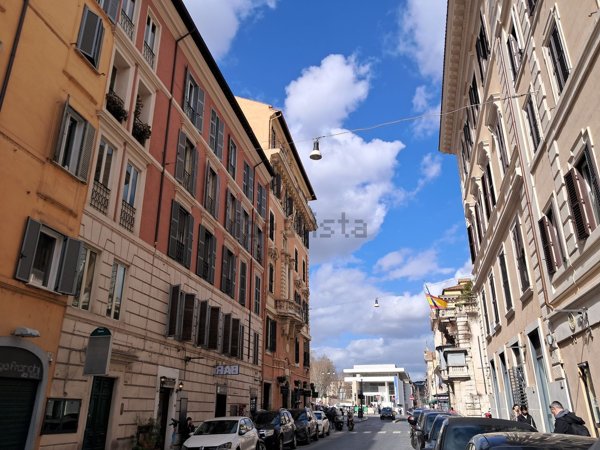 appartamento in vendita a Roma in zona Campo Marzio