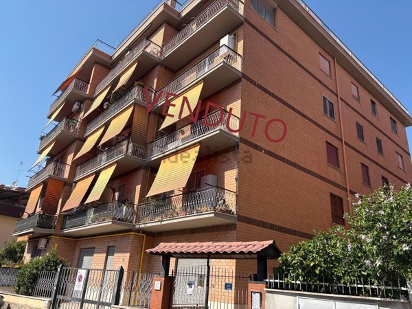 appartamento in vendita a Roma in zona Fidene