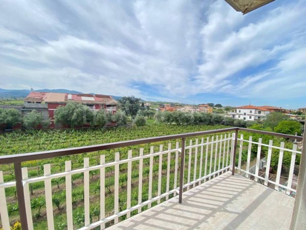 appartamento in vendita a Roma in zona Finocchio