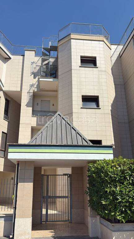 appartamento in vendita a Roma in zona Olgiata