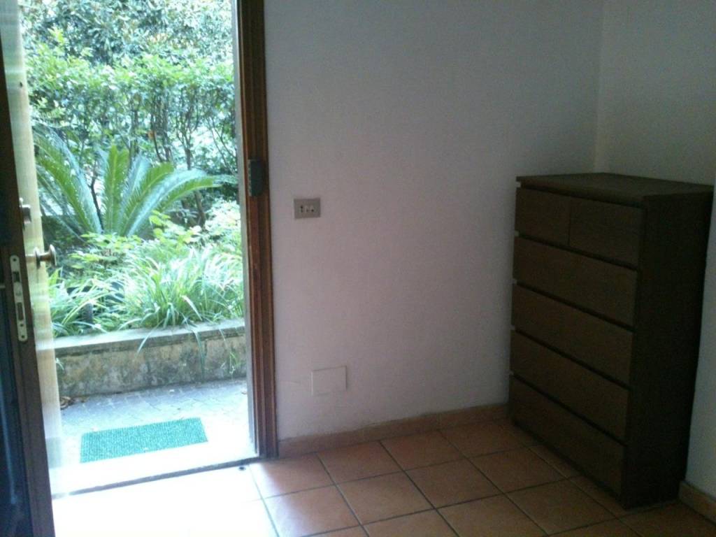 locale commerciale in vendita a Roma