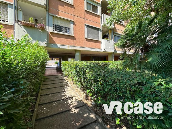 appartamento in vendita a Roma in zona Spinaceto