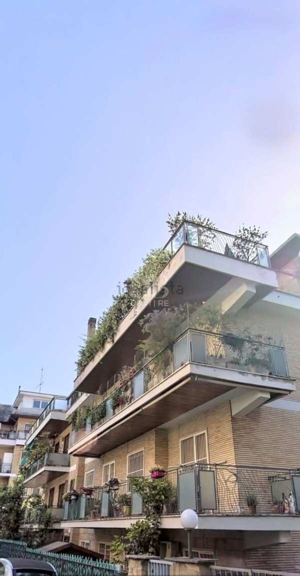 appartamento in vendita a Roma