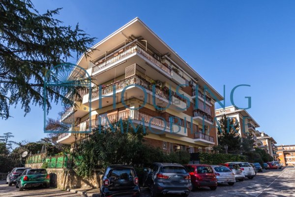 appartamento in vendita a Roma in zona Tor di Quinto