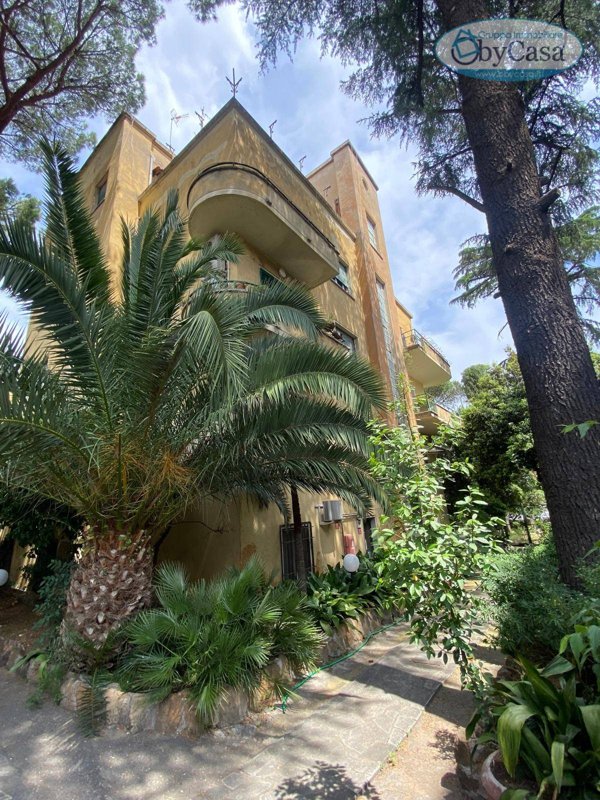 appartamento in vendita a Roma in zona Gianicolense