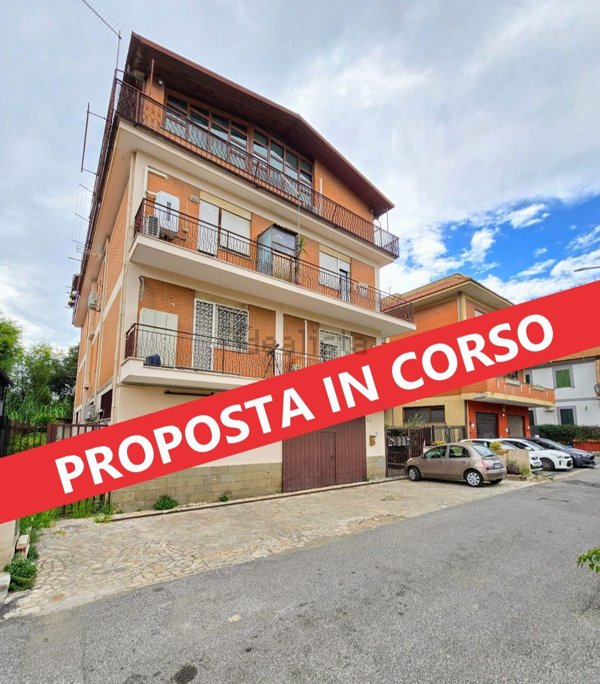 appartamento in vendita a Roma in zona Appio Claudio