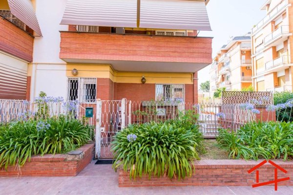 appartamento in vendita a Roma in zona Aurelio