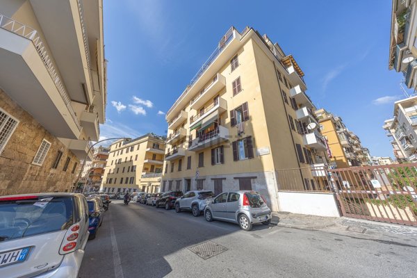 appartamento in vendita a Roma in zona Gianicolense
