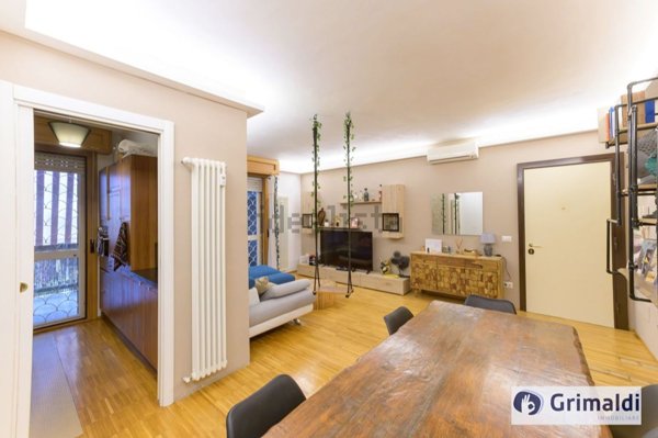 appartamento in vendita a Roma in zona Tor di Valle