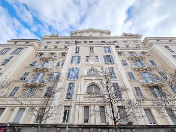 appartamento in vendita a Roma in zona Appio Latino