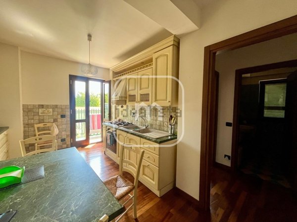 appartamento in vendita a Roma in zona Castelverde