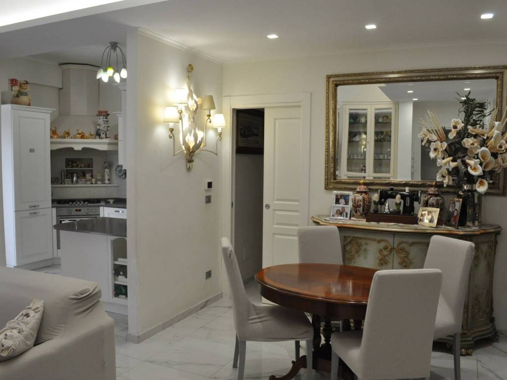 appartamento in vendita a Roma in zona Prenestino-Centocelle