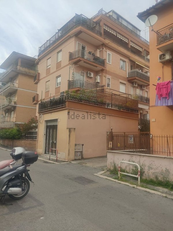 appartamento in vendita a Roma in zona Torrevecchia