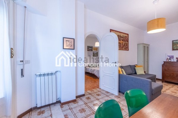 appartamento in vendita a Roma in zona Tomba di Nerone