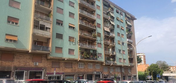 appartamento in vendita a Roma in zona Ostiense