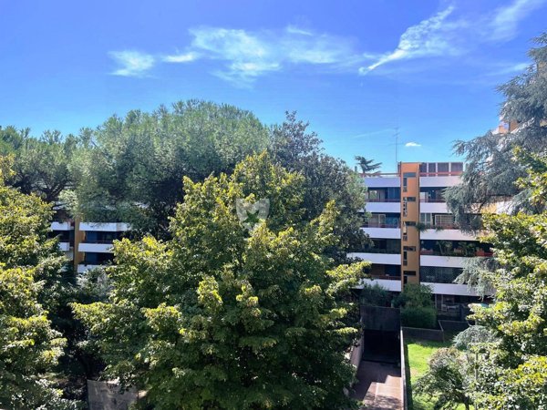 appartamento in vendita a Roma in zona Giuliano Dalmata