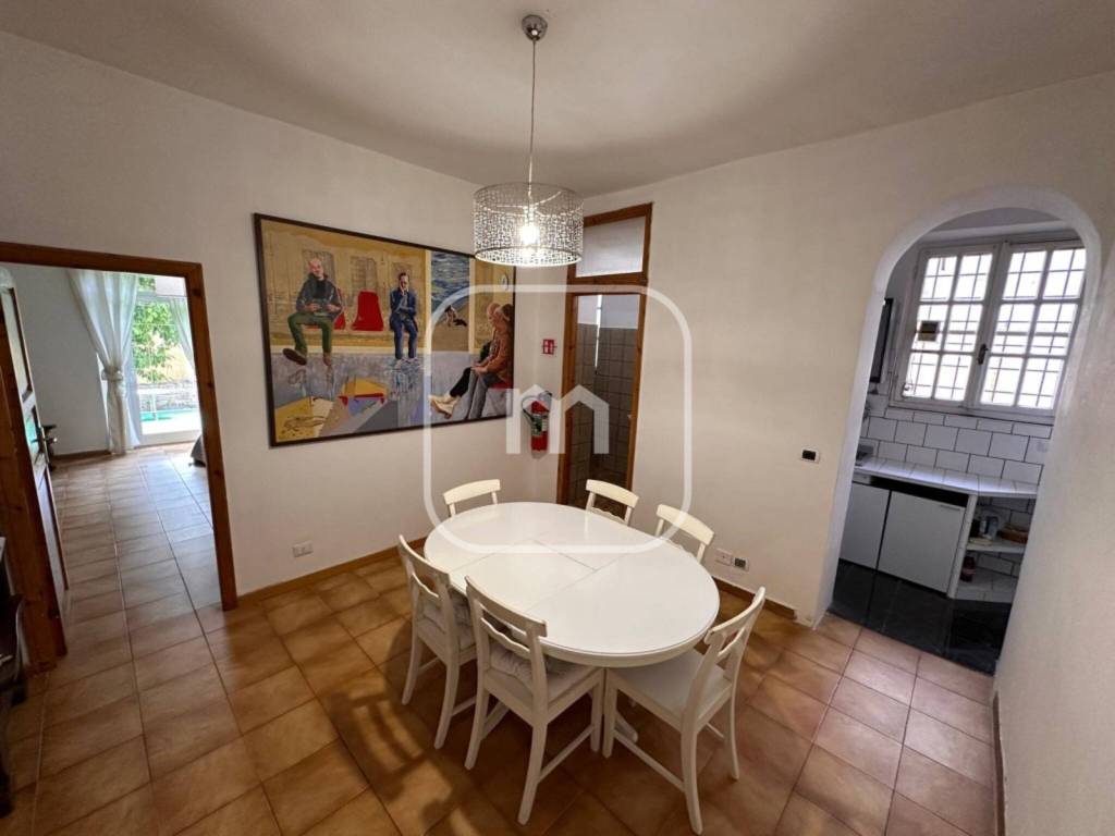 appartamento in vendita a Roma in zona Torre Angela