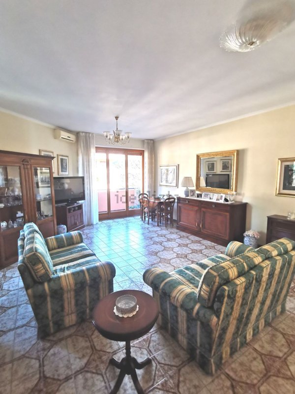 appartamento in vendita a Roma in zona Ardeatino