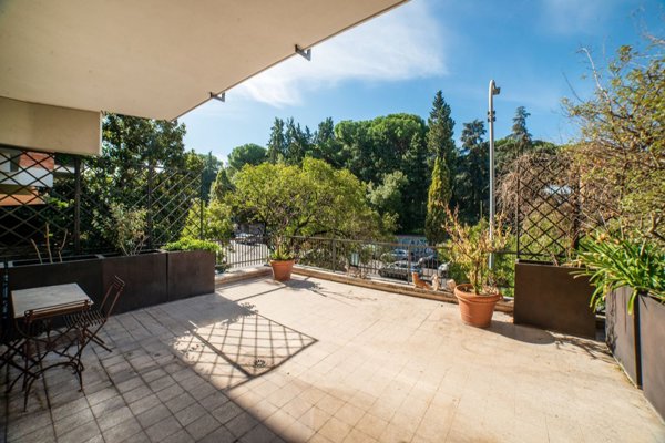 appartamento in vendita a Roma in zona San Saba - Ripa