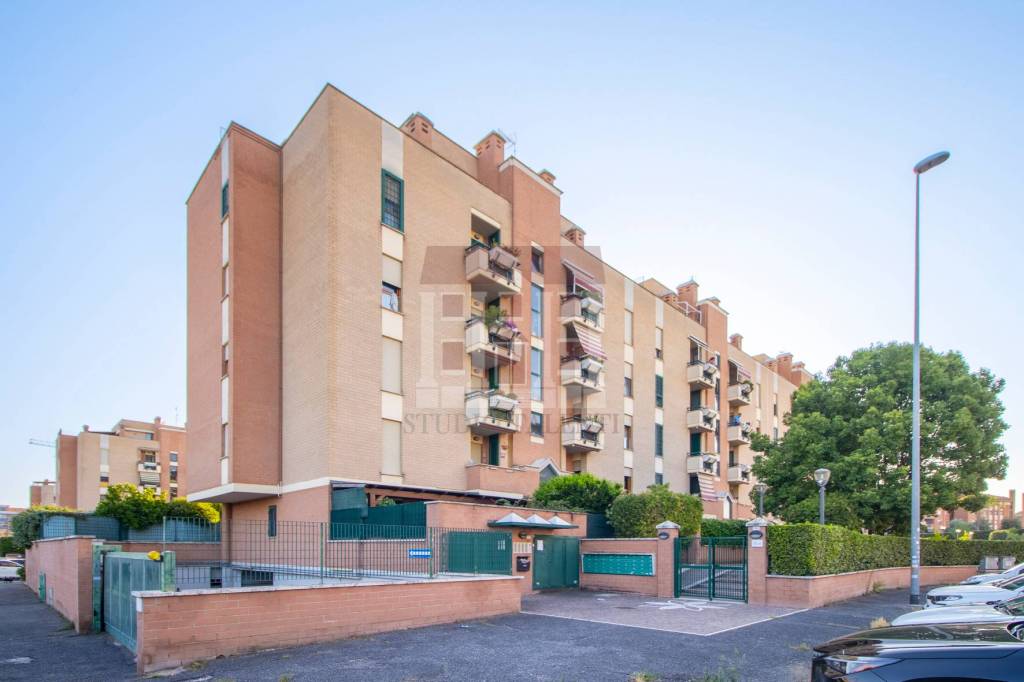 appartamento in vendita a Roma in zona Monte Sacro/Talenti