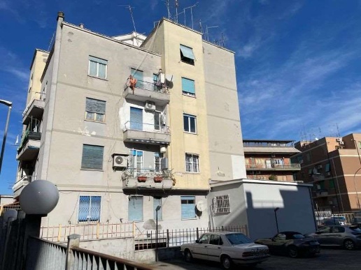 appartamento in vendita a Roma in zona Prenestino-Centocelle