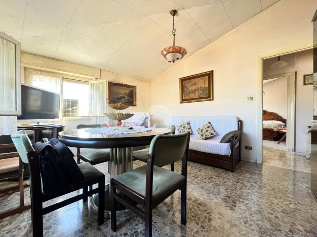 appartamento in vendita a Roma in zona Tuscolano