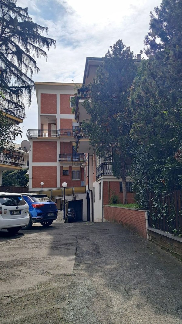 appartamento in vendita a Roma in zona Torre Gaia