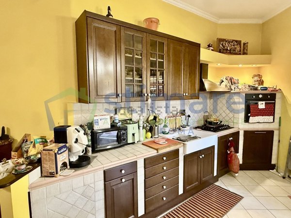 appartamento in vendita a Roma in zona Torre Angela