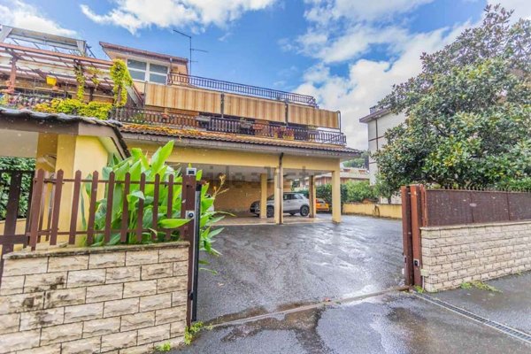 appartamento in vendita a Roma in zona Casal Morena