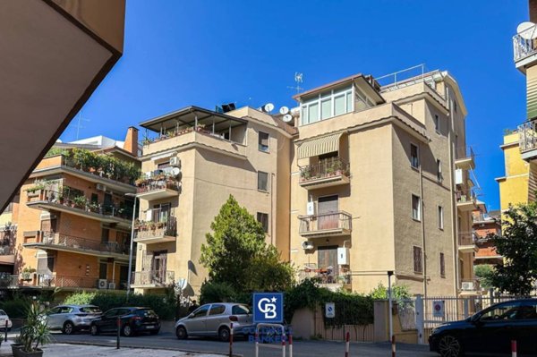 appartamento in vendita a Roma in zona Monte Sacro/Talenti