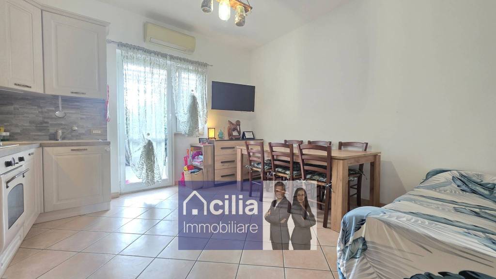 appartamento in vendita a Roma in zona Acilia