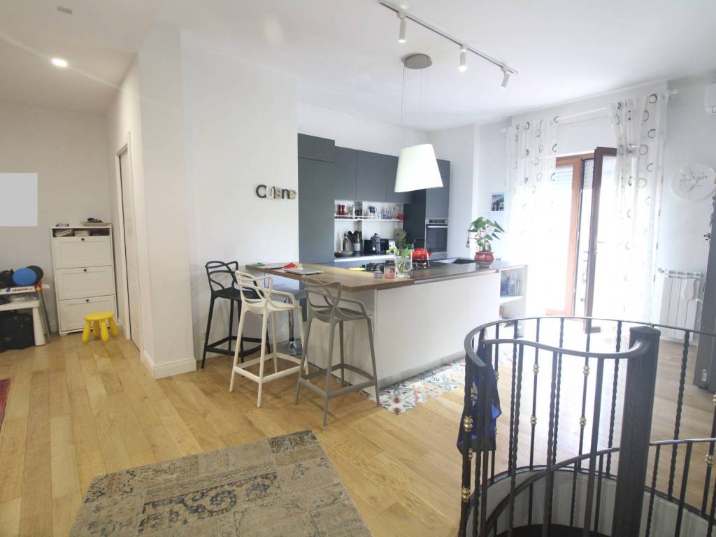 appartamento in vendita a Roma in zona Romanina