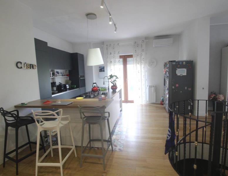 appartamento in vendita a Roma in zona Torre Gaia